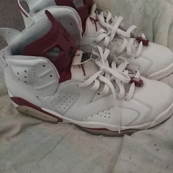 Jordan 6s Maroon